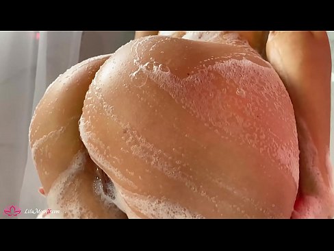 ❤️ Brunette masturboi pillua vibraattorilla intensiiviseen orgasmiin suihkussa Vittu video at fi.marketapp.top ❤