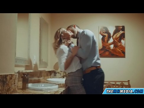 ❤️ Kun povekas blondi viettelee sinut julkisessa vessassa Vittu video at fi.marketapp.top ❤